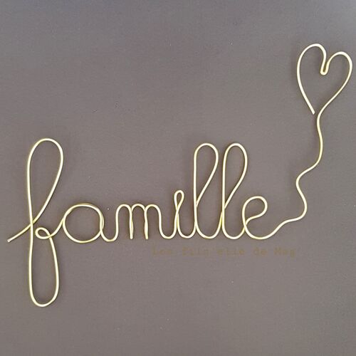 Mot décoratif métal doré à accrocher :"Famille"