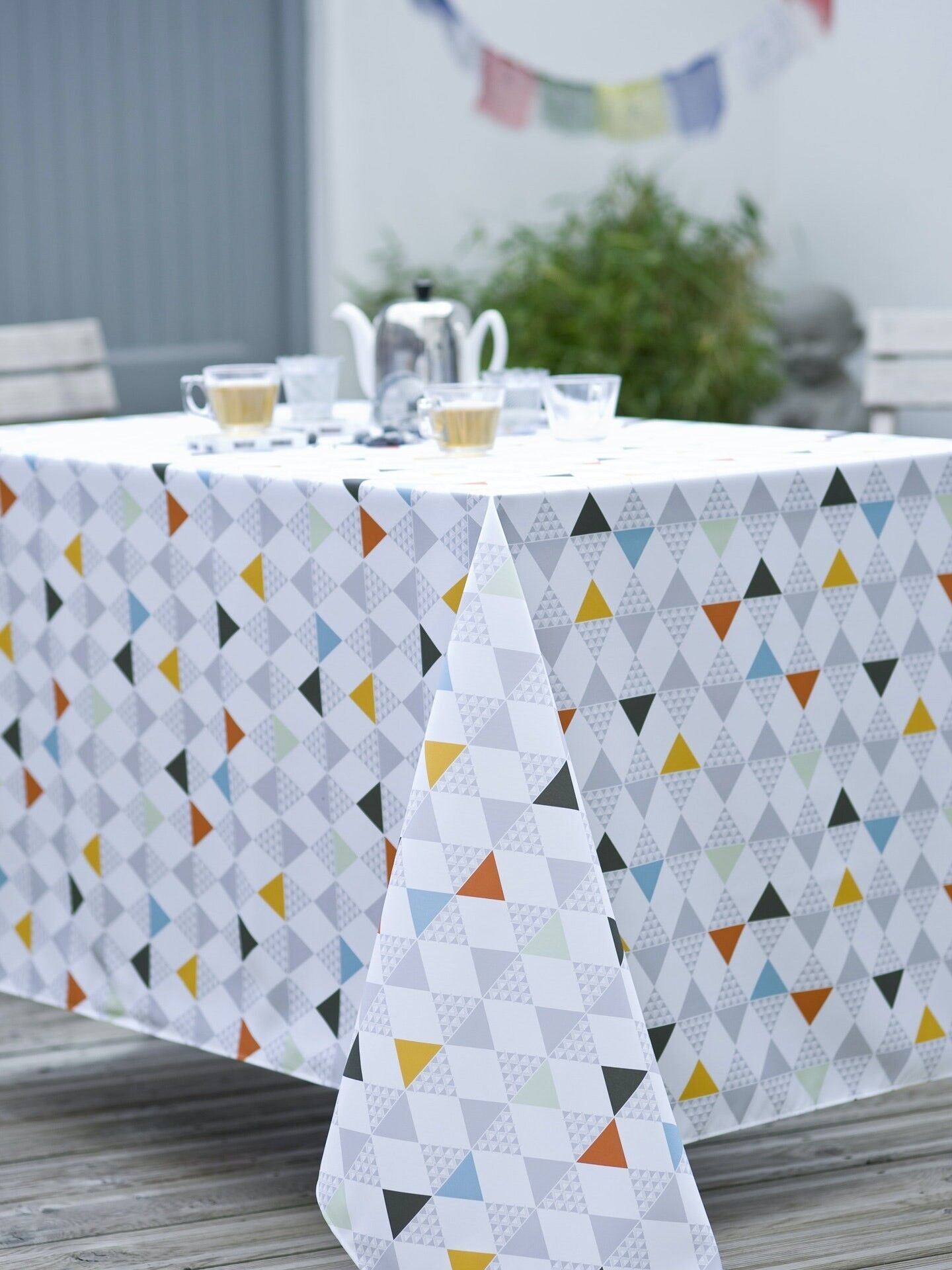 KONISCHE MEHRFARBIGE RECHTECKIGE TISCHDECKE 150X240