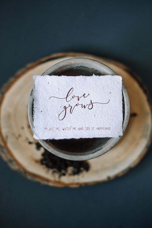 Seed card "Love Grows"
