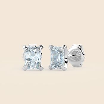 Boucle d'oreille lys émeraude - Or 18 carats 45