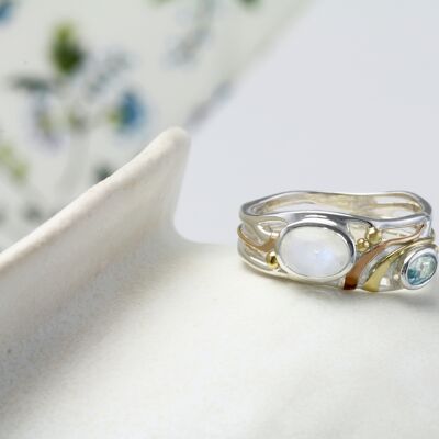 Sterling silver ring with moonstone and blue topaz