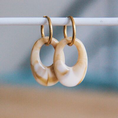 Stainless steel earring with resin drop – mixed/gold