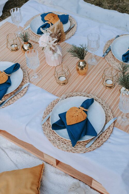 Table napkin ring