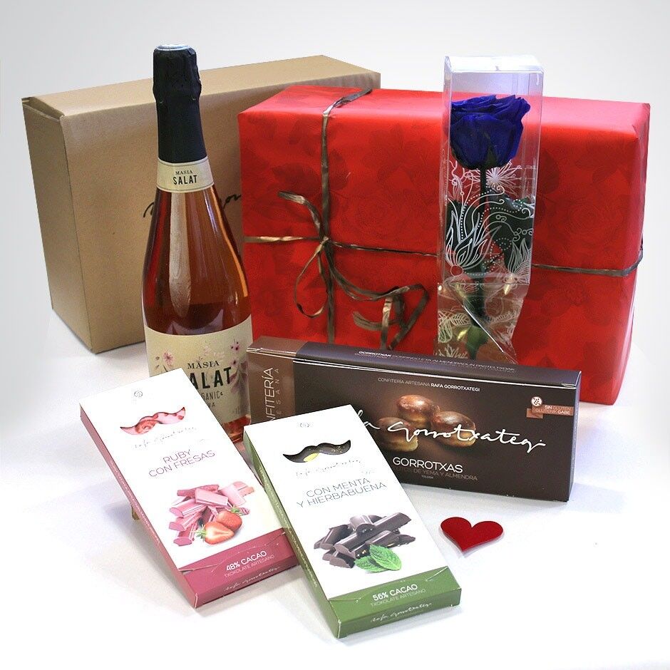 ERDBEEREN UND SCHOKOLADE