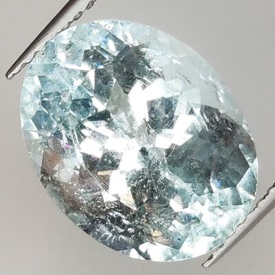 6,34 ct. Aquamarin im Ovalschliff, 13,8 x 10,7 mm