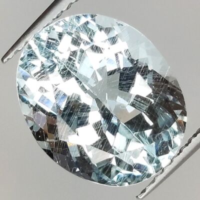 Acquamarina da 5,05 ct taglio ovale 12,1x10,0 mm