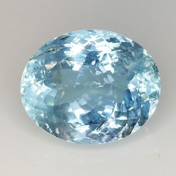Aigue-marine 8.67ct taille ovale 14.8x12.1mm 4