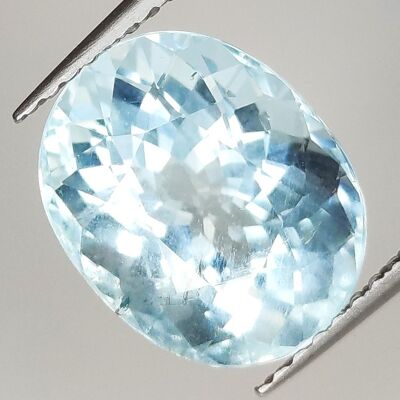 4,52 ct. Aquamarin im Ovalschliff, 11,6 x 9,2 mm