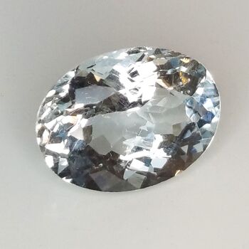 Aigue-marine 3.58ct taille ovale 11.8x8.8mm 5