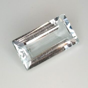 Aigue-marine 4.95ct coupe rectangulaire 15.1x8.1mm 5