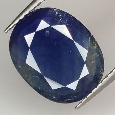 Saphir Bleu 3.78ct taille ovale 12.1x9.6mm
