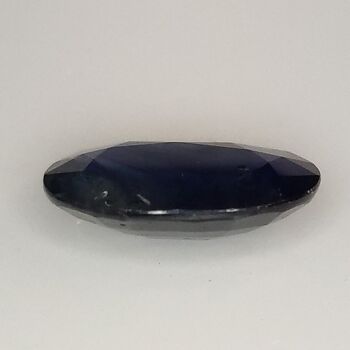 Saphir Bleu 3.78ct taille ovale 12.1x9.6mm 6