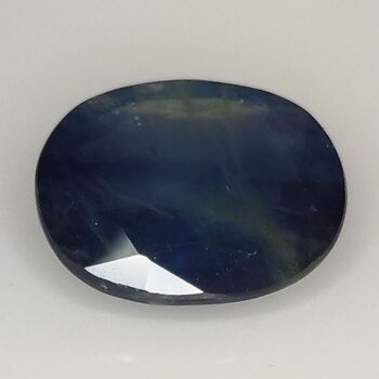 Saphir Bleu 5.46ct taille ovale 12.2x9.8mm 4