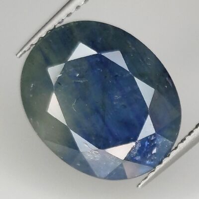 Saphir Bleu 9.49ct taille ovale 13.6x11.3mm
