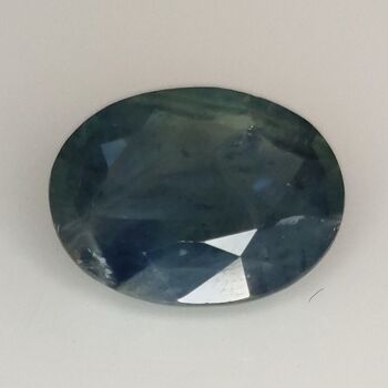 Saphir Bleu 3.95ct taille ovale 10.7x8.6mm 4