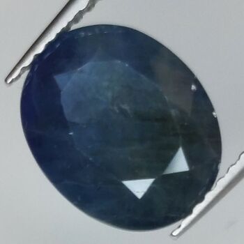Saphir Bleu 4.56ct taille ovale 10.9x8.9mm 2