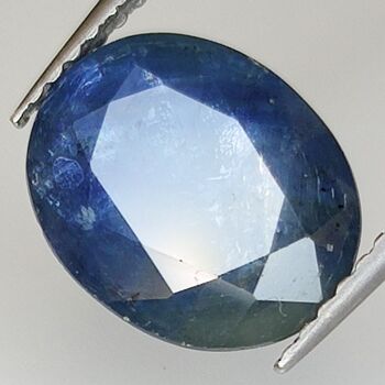 Saphir Bleu Effet Soie 3.71ct taille ovale 10.7x8.6mm 3