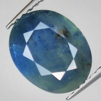 4.02ct Zafiro Azul talla oval 10.3x8.3mm