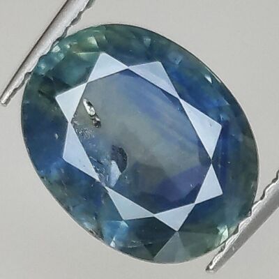Saphir Bleu 3.07ct taille ovale 10.1x7.9mm