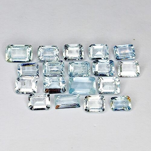 3.51ct Aguamarina talla esmeralda 4.9x3.1mm 18pz