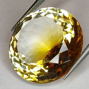 24.79ct Citrine coupe ronde 20x20mm 3
