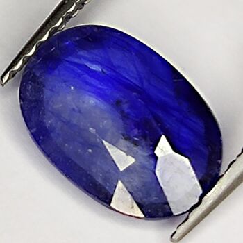 Saphir Bleu 2.06ct taille ovale 9.6x6.8mm 3
