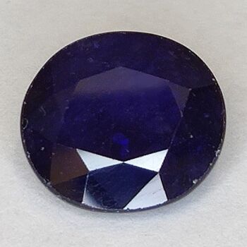 Saphir Bleu 8.91ct taille ovale 12.6x11.4mm 4