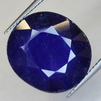 Zaffiro blu da 15,86 ct taglio ovale 16,1x14,2 mm