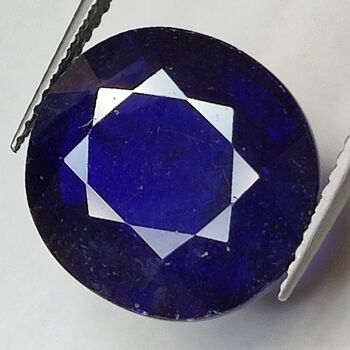 Saphir Bleu 12.72ct taille ovale 14.9x13.5mm 1