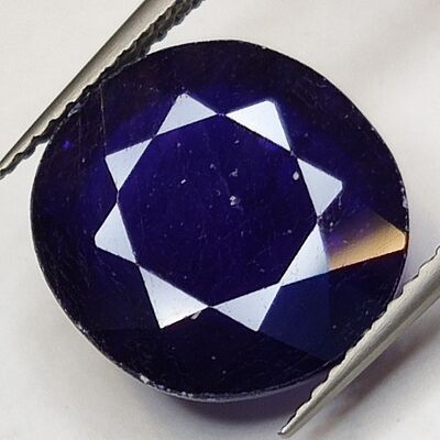 Saphir Bleu 8.63ct taille ovale 13.5x12.4mm