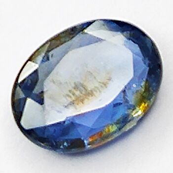 Saphir Bleu 0.80ct taille ovale 6.8x5.0mm 5