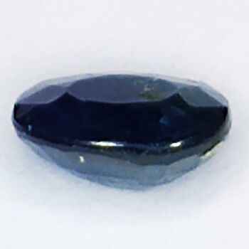 Saphir Bleu 0.83ct taille ovale 6.0x5.0mm 6