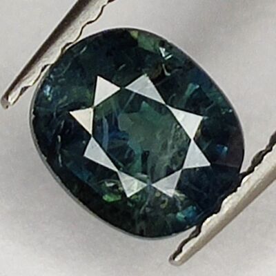 Saphir Bleu 1.05ct taille ovale 6.3x5.3mm