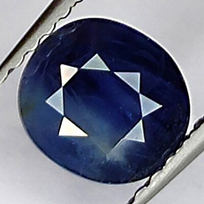Zaffiro blu da 1,08 carati taglio ovale 6,5x5,8 mm