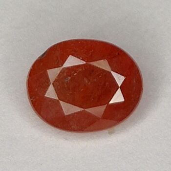 0.85ct Saphir Padparadscha taille ovale 6.0x4.8mm 4