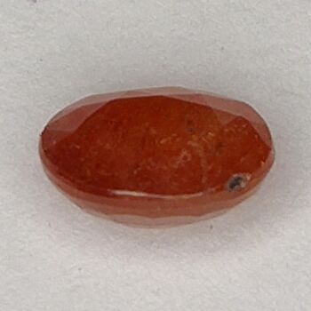 0.85ct Saphir Padparadscha taille ovale 6.0x4.8mm 6