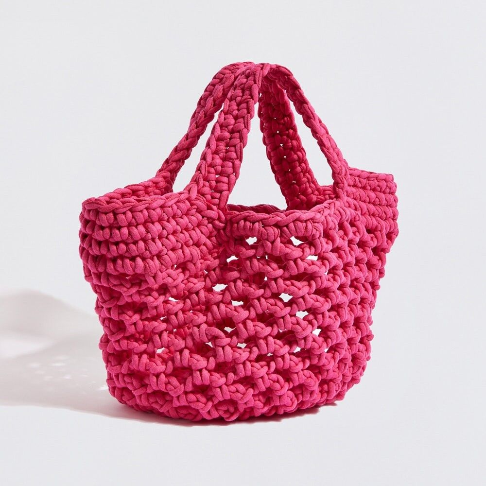“Ingrid” crochet basket bag fuchsia