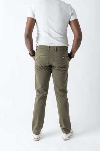 Chino homme - Le Galbé - Olive 4