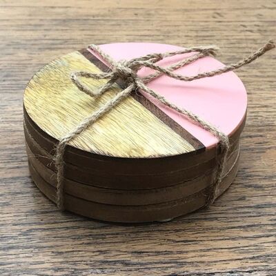Set Of 4 Round Two Toned Wooden Coasters - Pink