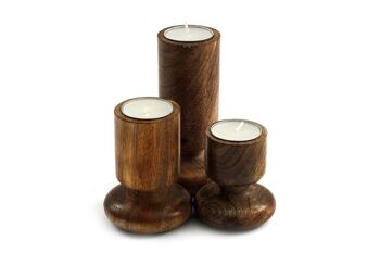 Ensemble de trois bougeoirs ou porte-bougies en bois 1