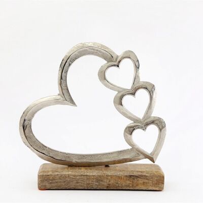 Metall-Silber-Vier-Herz-Ornament auf einem Holzsockel Medium