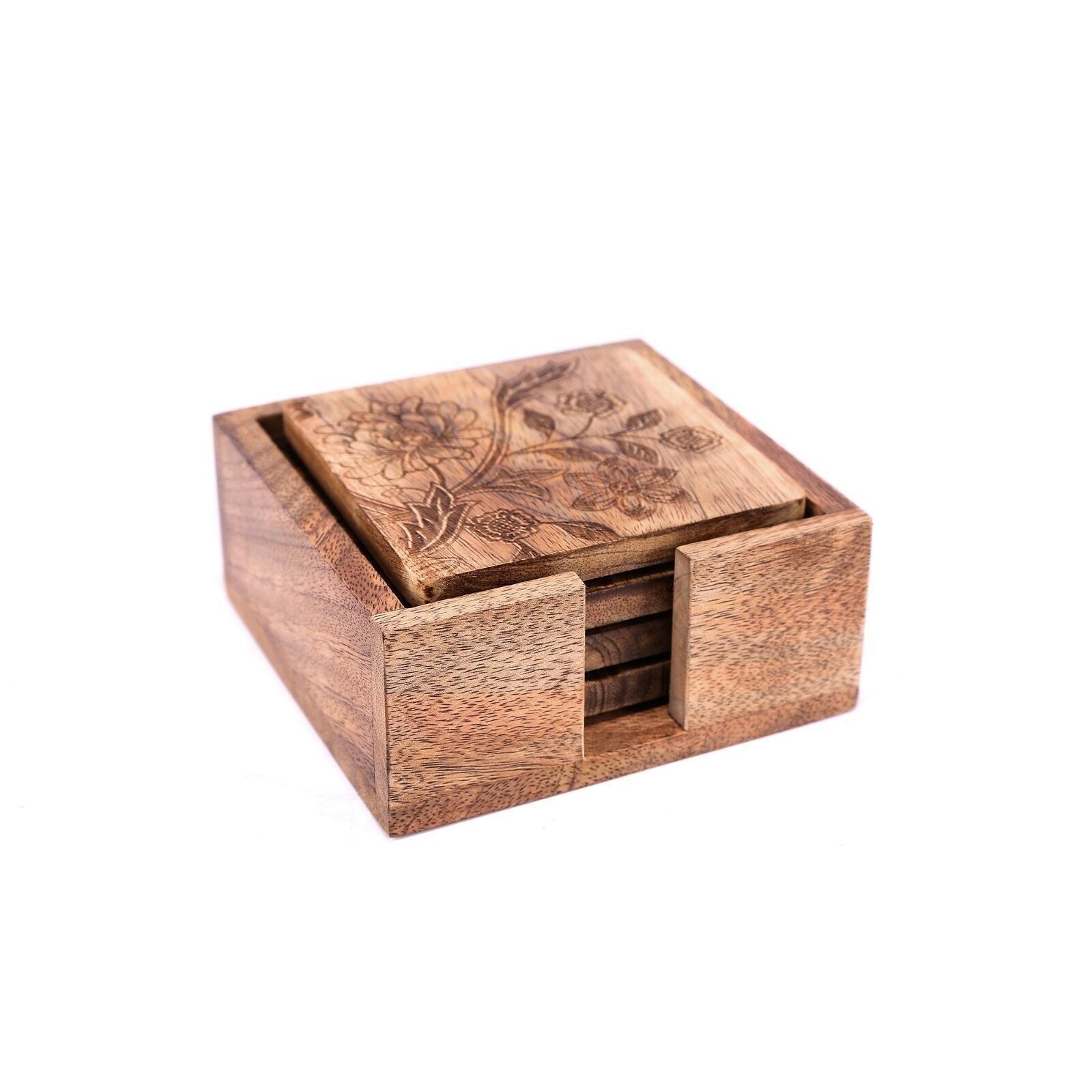 Quattro sottobicchieri in legno della gamma Sussex