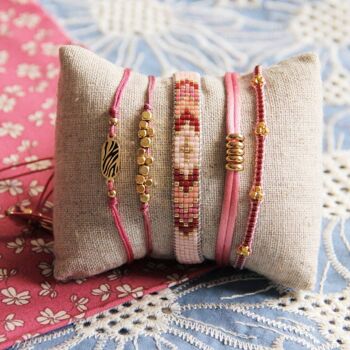 Bracelet tissage saumon/rouge/rose/plaqué or 2