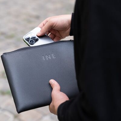 INÉ 10/11" Recycled Leather Laptop Bag Black