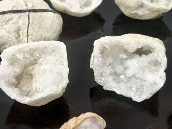 Paire de géodes en cristal de quartz 5