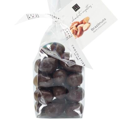 Schokolade Paranüsse dunkel – geröstete Paranüsse überzogen mit dunkler Schokolade – Ostern
