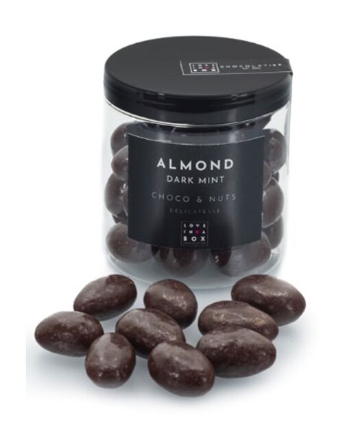 Chocolate Almonds Mint – roasted almonds covered with dark chocolate and mint