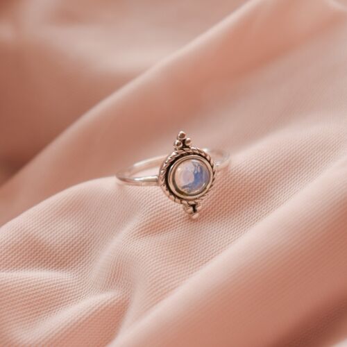 "Gina” Sterling Silver Moonstone Ring