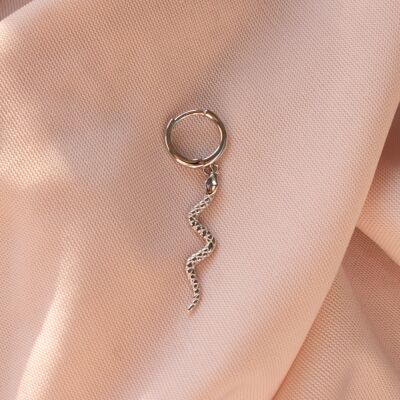 “Veera" Sterling Silver Nose Hoop