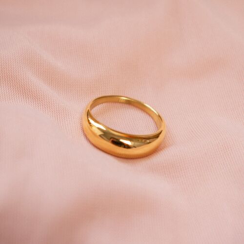 “Claret” Square Ring